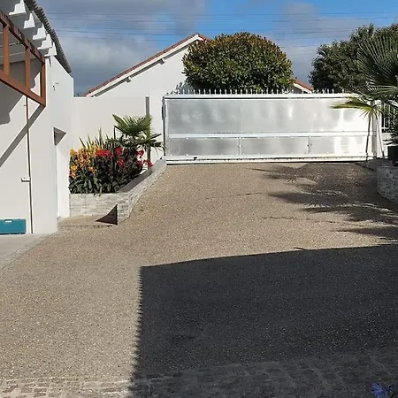 Victoria Adultes-only Villa *